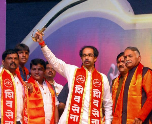 शिवसेना ने की मोदी की तारीफ