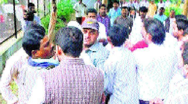 भाजपा: प्रत्याशी चयन को लेकर 81 विधानसभा सीटों पर हुई रायशुमारी कार्यकर्ताओं का हंगामा, हाथापाई