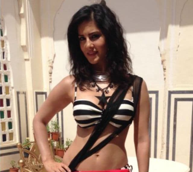 सनी लियोन की जगह श्रद्धा कपूर ने किया इमरान संग आईटम नंबर!