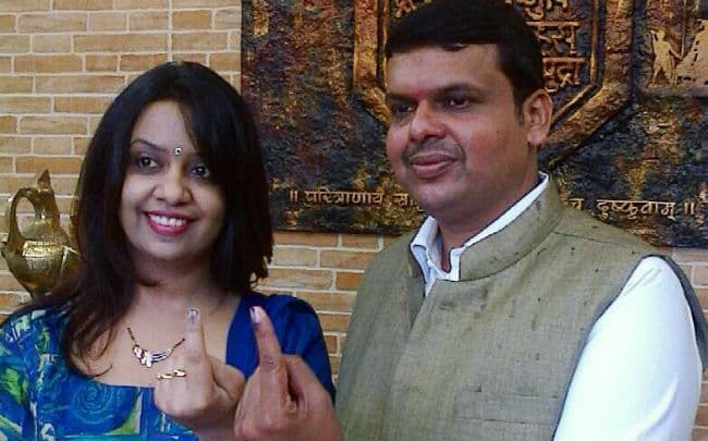 फडणवीस कल लेंगे शपथ,समुद्र में खिलेगा कमल,बॉलीवुड खानों को न्योता