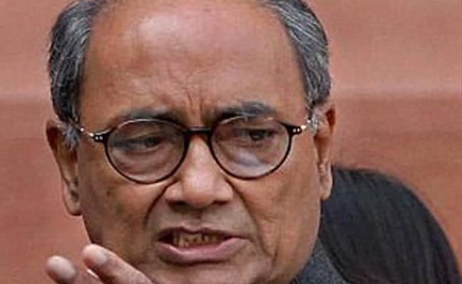 अदालत ने किया दिग्विजय सिंह के खिलाफ जमानती वारंट जारी, बाद में रद्द