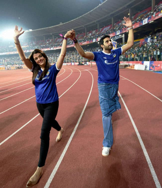 अभिषेक के लिए ऐश्वर्या है लकी चॉर्म