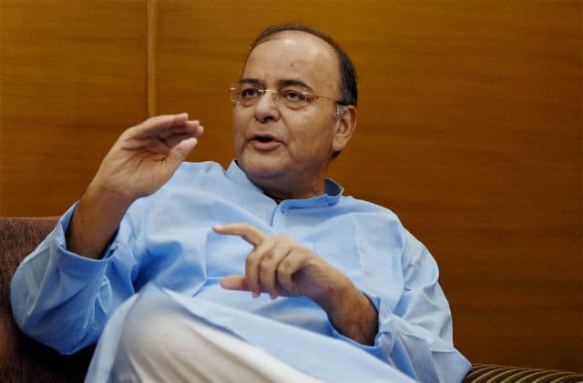 घाटे में चल रहे सार्वजनिक उपक्रमों को बेचने के लिए सोच रही है सरकार