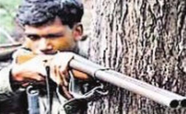 आदिवासी हितों की अनदेखी के कारण बिगड़े हालात