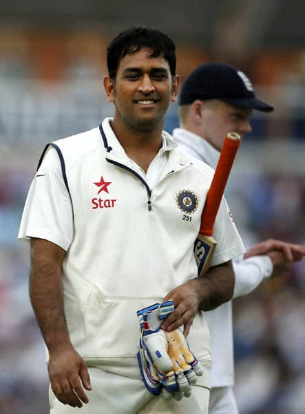 ऑस्‍ट्रेलिया के खिलाफ पहला टेस्‍ट नहीं खेलेंगे धौनी