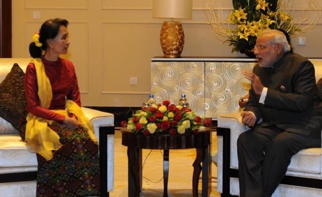 मोदी ने की लोकतंत्र समर्थक नेता सू ची से मुलाकात