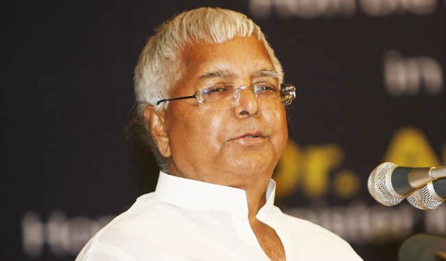 सांप्रदायिक ताकतों को रोकना है