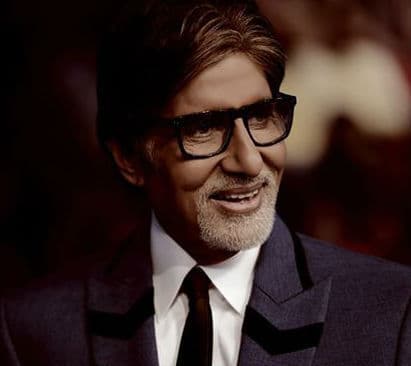 ''पीकू'' के सेट पर बांग्ला में बातचीत करते हैं अमिताभ