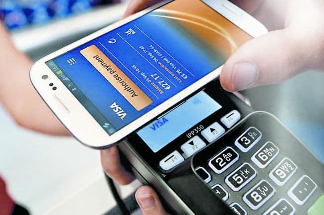 नयी तकनीकों से खत्म हो रहा कैश का जमाना