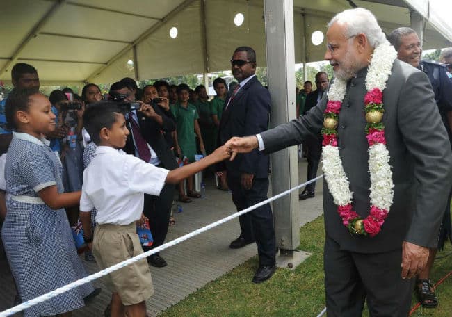 पीएम मोदी ने की घोषणा, फिजी को देंगे 7.5 करोड डॉलर की मदद