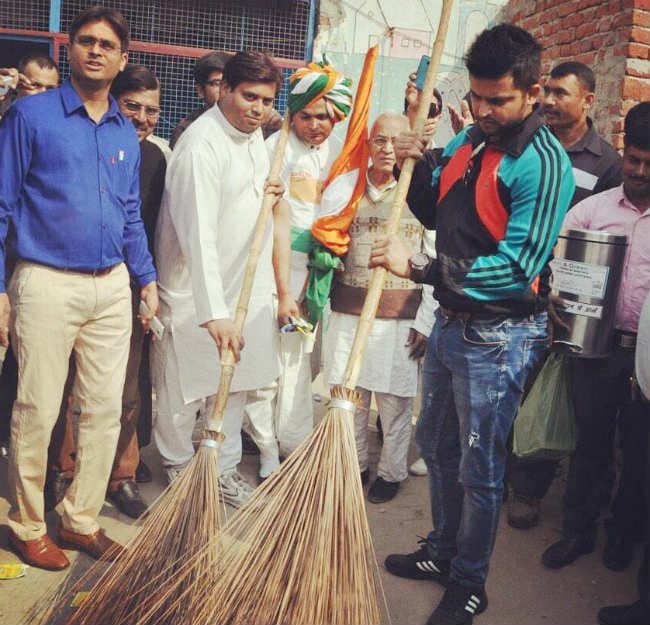 ''स्‍वच्‍छ भारत अभियान'' से जुड़े क्रिकेटर सुरेश रैना