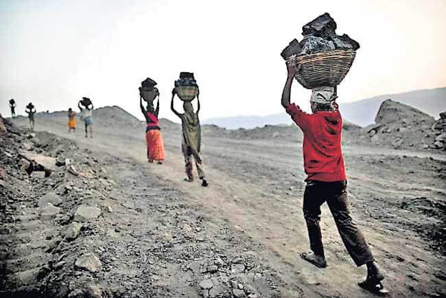 झारखंड में प्रतिबद्ध नेतृत्व का रहा है अभाव