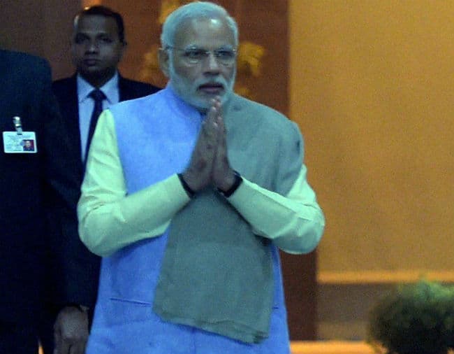 पड़ोसी देशों के साथ करीबी रिश्ते हैं प्राथमिकता : मोदी