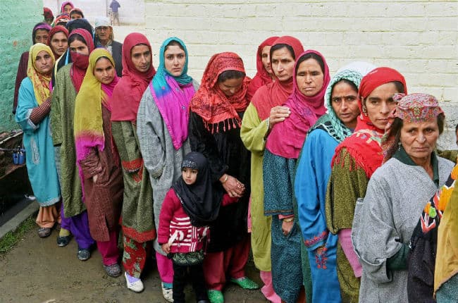 जम्मू कश्‍मीर विधानसभा चुनाव: पहले चरण की 15 सीटों पर 70 प्रतिशत मतदान: चुनाव आयोग