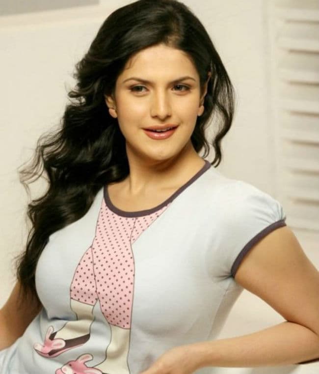 ज़रीन खान बनीं जर्नलिस्‍ट