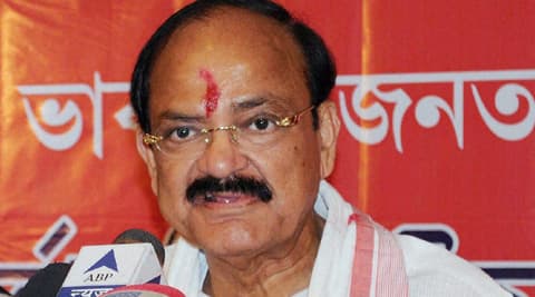 तृणमूल कांग्रेस परेशान, बढ़ गया है उसका  ‘लाल’ के प्रति प्रेम : वेंकैया