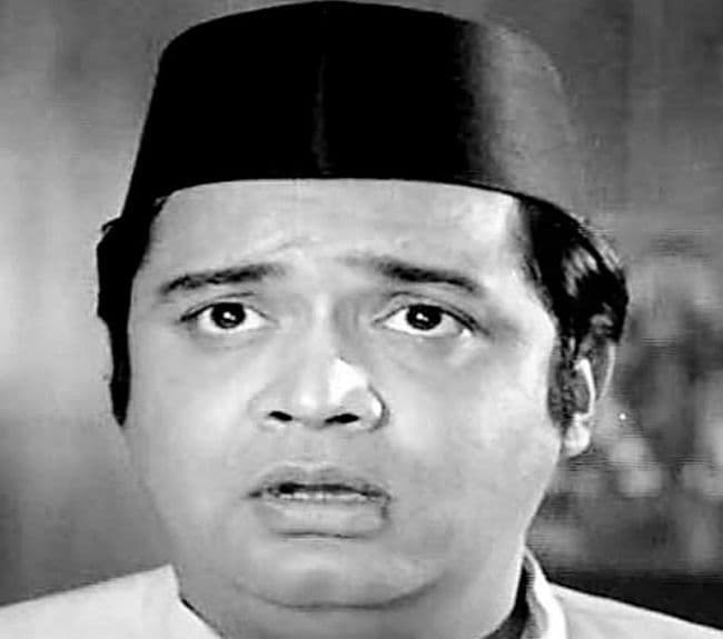 बॉलीवुड के कई सितारों ने दी अभिनेता देवेन वर्मा को श्रद्धांजलि