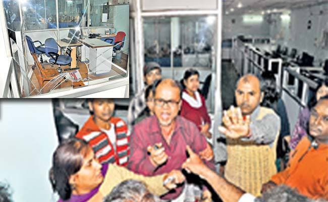 जमशेदपुर प्रभात खबर कार्यालय में तोड़फोड़