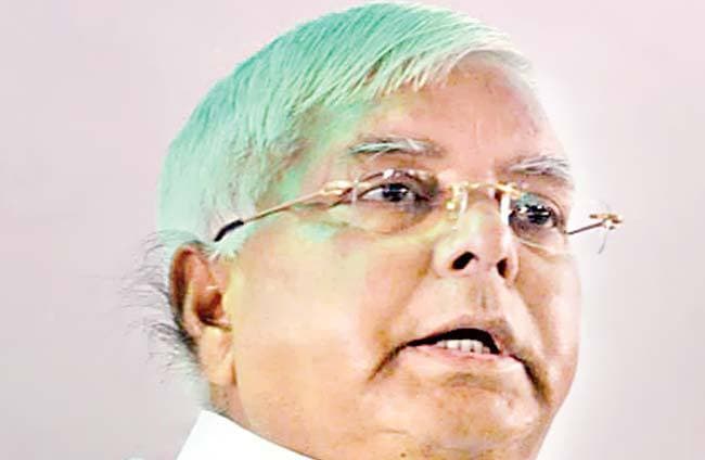 शहीद के परिजनों से नहीं मिलना अपमान