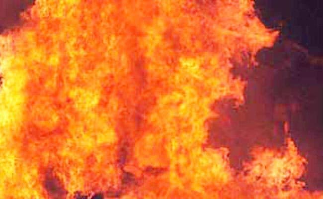 किस्को में 22 वाहन फूंके