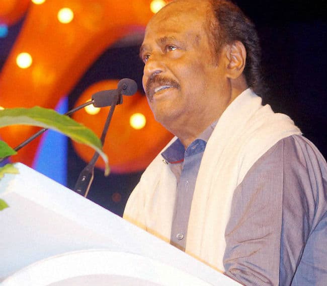 ''कंडक्‍टर'' से ''सुपरस्‍टार'' तक का रजनीकांत का सफर