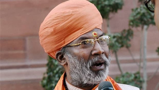 नरेंद्र मोदी ने साक्षी महाराज को भेजा कड़ा संदेश, कहा - विपक्ष के हाथ मुद्दा देने वाला बयान नहीं दें