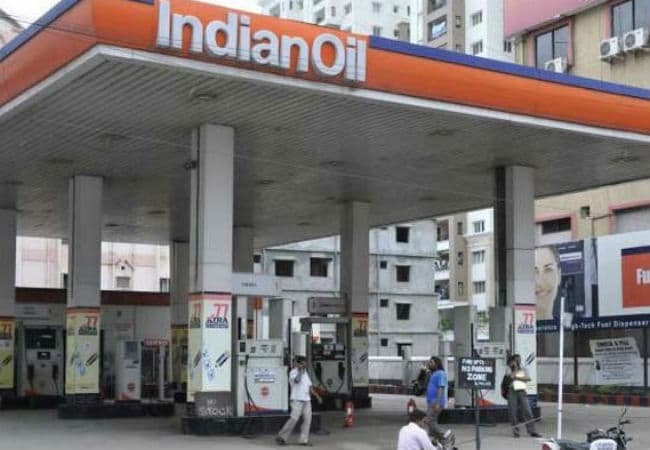 10 वर्षो में सार्वजनिक क्षेत्र की तेल कंपनियों का लाभांश 81,341 करोड़