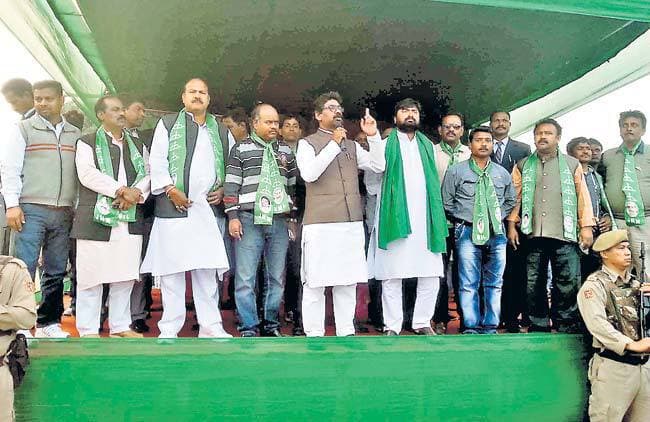 झामुमो पांच से नौ, तो भाजपा आ गयी थी दो सीटों पर