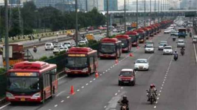 डीटीसी बसों के बाद अब दिल्‍ली में नारंगी रंग की क्लस्टर बसों में लेगेगा CCTV कैमरा