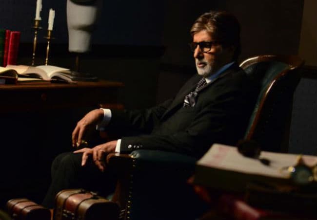 बिग बी ने अपनी मां की पुण्यतिथि पर किया शोक व्यक्त