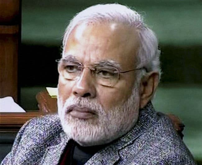 धर्मांतरण मुद्दा : मुश्‍किल में PM, विवादित बयान और ‘घर वापसी’ का सिलसिला जारी