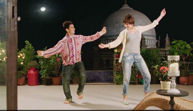 आमिर की ''पीके'' ने लगाई कमाई की ''हाफ सेंचुरी''