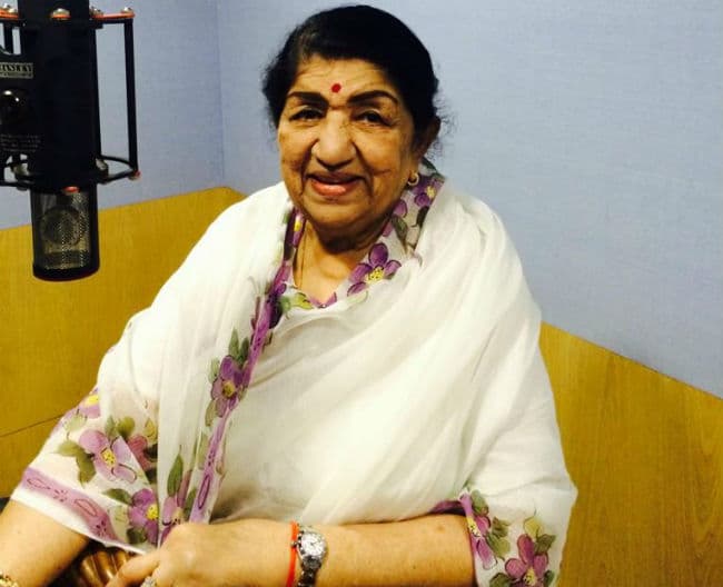कई बॉलीवुड हस्तियों ने रफी को 90वीं जयंती पर किया याद