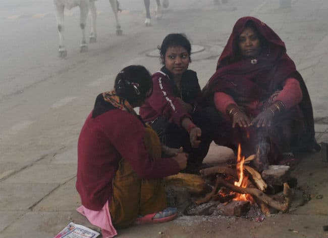 उत्तर भारत में रिकार्डतोड ठंड, बिहार में शीतलहर जारी