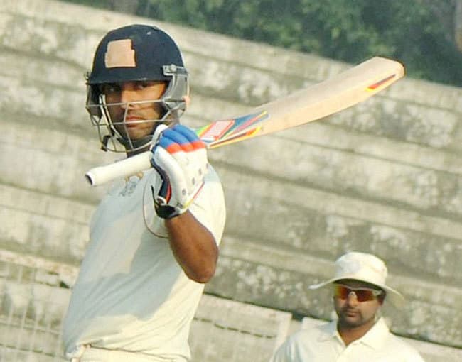 युवराज सिंह का धमाका, रणजी ट्रॉफी में जमाया लगातार तीसरा शतक