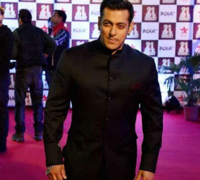 बिग बॉस 8 : क्‍या फराह खान बन पायेंगी दबंग खान की तरह दर्शकों की ''फेवरेट होस्‍ट''