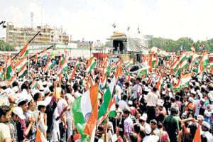 2014 में हमें 1977 से आगे बढ़ना होगा