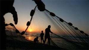 श्रीलंका में 25 भारतीय मछुआरे गिरफ्तार