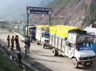 नियंत्रण रेखा के आर-पार व्यापार