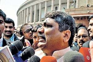 आखिर यह व्यवस्था कैसे बदलेगी!