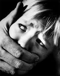 चार वर्षीय बच्ची को प्रताड़ित करते थे चाचा-चाची, मुक्त हुई