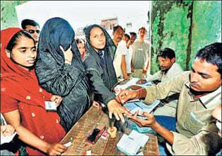 बिहार में ‘एम-वाइ समीकरण’ पर नजर