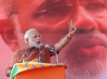 बंगाल में आज मोदी की दो चुनावी रैली, निशाने पर होंगी ममता
