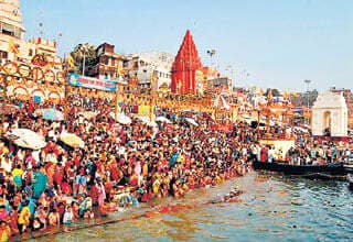 ईश्वर को तो चुनाव से बाहर रहने दें!