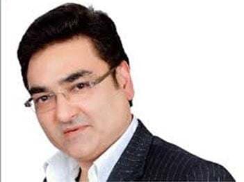 लोस अध्यक्ष मीरा कुमार ने लोकसभा टीवी के सीईओ को हटाया, विवाद