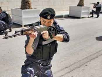 इस्राइली सुरक्षा बलों ने एक फलस्तीनी को मारा