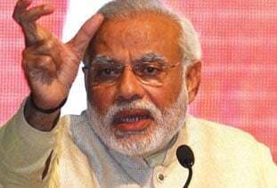 नौकरशाहों से मोदी बोले, पुराने नियमों को खत्म करें, मैं आपके साथ हूं