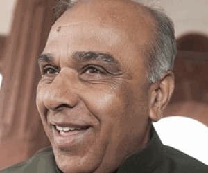 संस्कृत में शपथ लेते वक्त भूले जगदंबिका