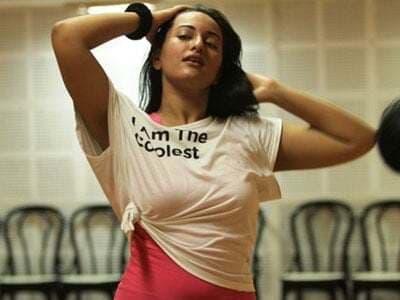 वेस्टर्न लुक में दिखेंगी सोनाक्षी