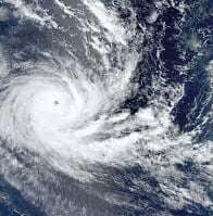 पश्चिम भारत में भीषण तूफान ''ननौक'' की चेतावनी!